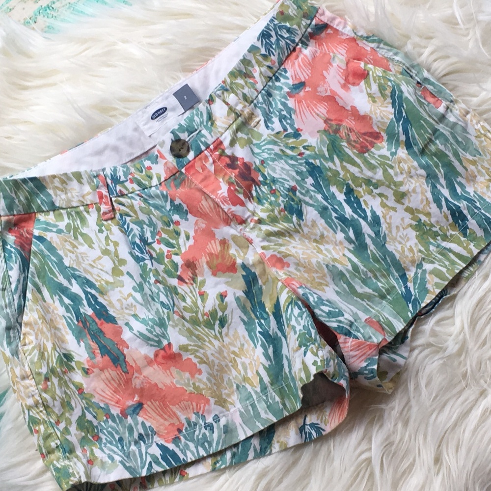 Old Navy Coral Shorts Size 2